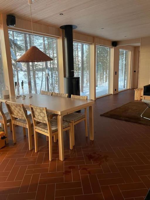A Unique Lakeside Chalet